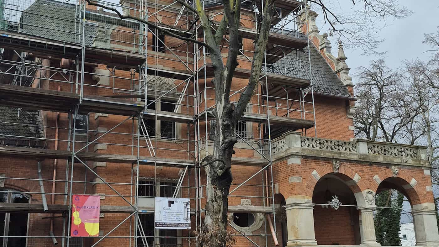 Stück für Stück wird die Villa Kolbe saniert. Foto: Katrin Koch
