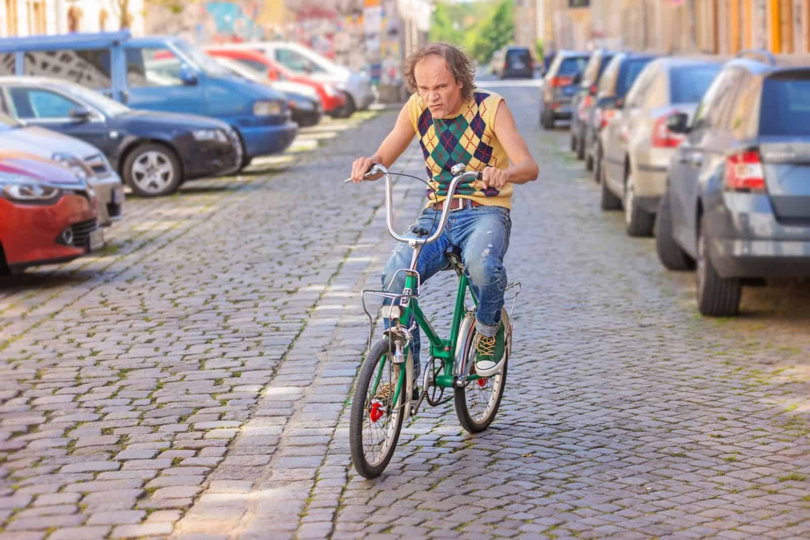 "Jetzt oder Now" heißt das aktuelle Programm von Comedian Olaf Schubert, dem Schirmherren der Humorzone. Foto: Amac Garbe