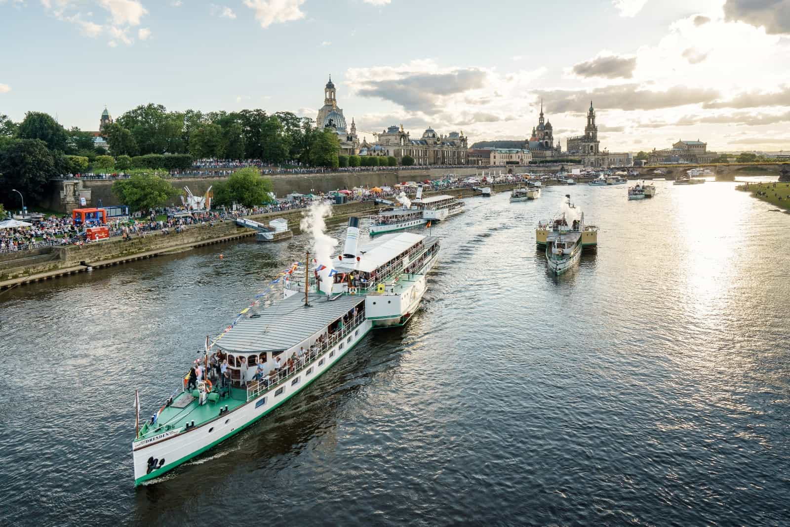 Die Weiße Flotte feiert in diesem Jahr den 190. Geburtstag der Sächsische Dampfschifffahrt. Foto: PR/Michael Schmidt
