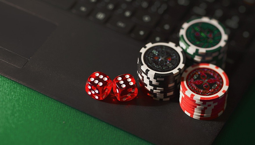How to get a Canadian license for online poker and virtual slot games