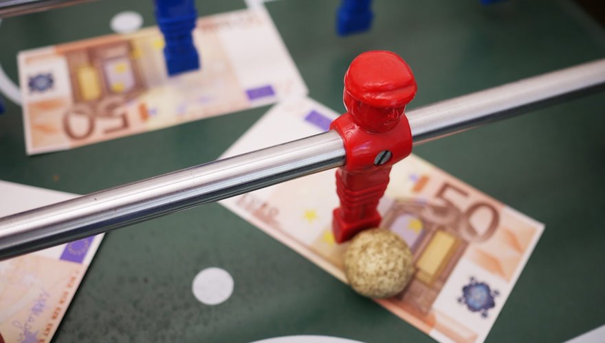 Umfrage: Mehrheit stimmt für Einschränkungen von Glücksspiel-Werbung in Deutschland