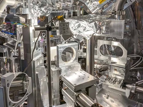 Hochpräzise Röntgentechnik am European XFEL machte sichtbar: Elektronen in warmer dichter Materie verhalten sich anders als erwartet.