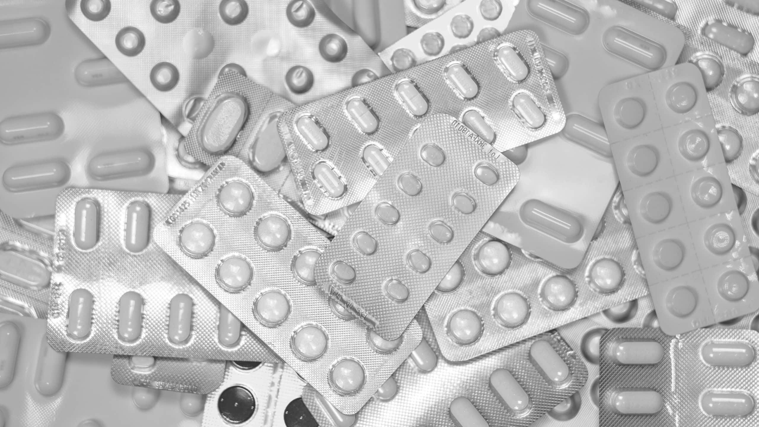 Millionen Menschen nehmen täglich Schilddrüsen-Hormone. Eine neue Studie prüft, ob das immer nötig ist.