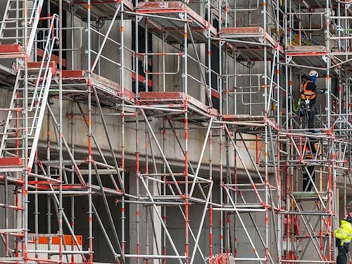 Arbeiter auf einer Baustelle