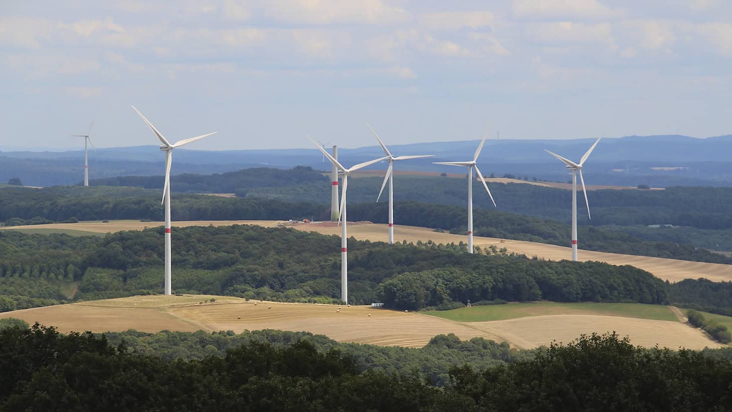 Wind turbines for generating electricity from wind energy