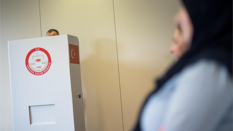 Regere Beteiligung an Türkei-Wahl in Berlin