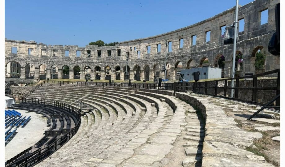 Amphitheater