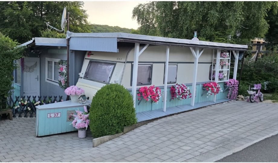 Einblick in eine touristische Betreiberimmobilie: Campingplatz mit Infrastruktur und Freizeitangebot