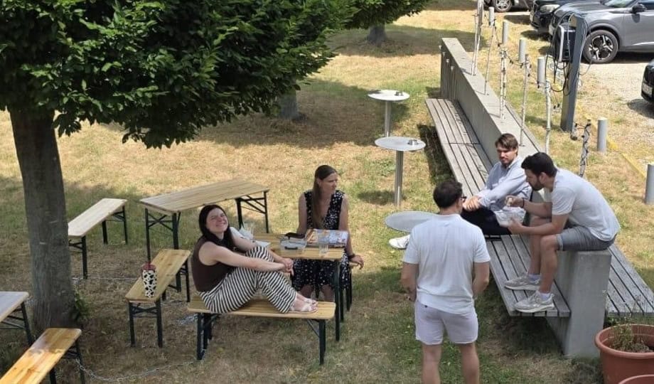 Networking im Alltag: Vertrauen entsteht in echten Gesprächen.