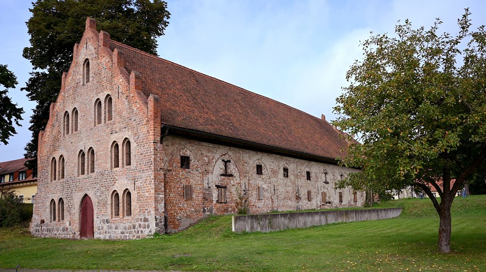 Kornspeicher auf dem Gelände vom Kloster Lehnin. / Foto: Monika Skolimowska/dpa-Zentralbild/dpa