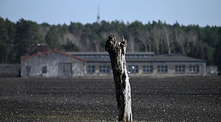 Der frühere Appellplatz der Mahn- und Gedenkstätte Ravensbrück. / Foto: Soeren Stache/dpa