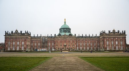 Die Außenansicht vom Neuen Palais. / Foto: Monika Skolimowska/dpa