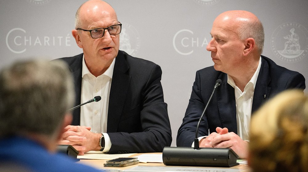 Dietmar Woidke (l, SPD), Ministerpräsident von Brandenburg, und Kai Wegner (CDU), Regierender Bürgermeister von Berlin. / Foto: Bernd von Jutrczenka/dpa