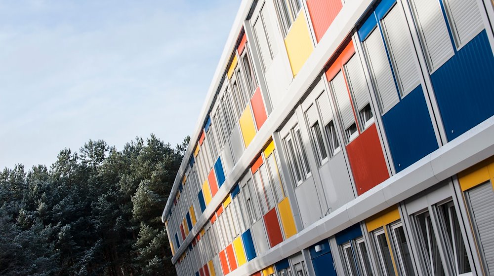 Container für Geflüchtete in Berlin-Köpenick. / Foto: Paul Zinken/dpa/Archivbild