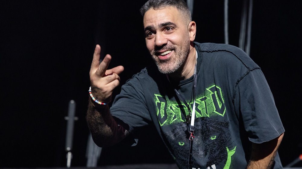 Der Rapper Bushido steht während des Konzerts auf der Bühne. Es ist das erste Konzert des Rappers nach mehreren Jahren. / Foto: Hannes P Albert/dpa