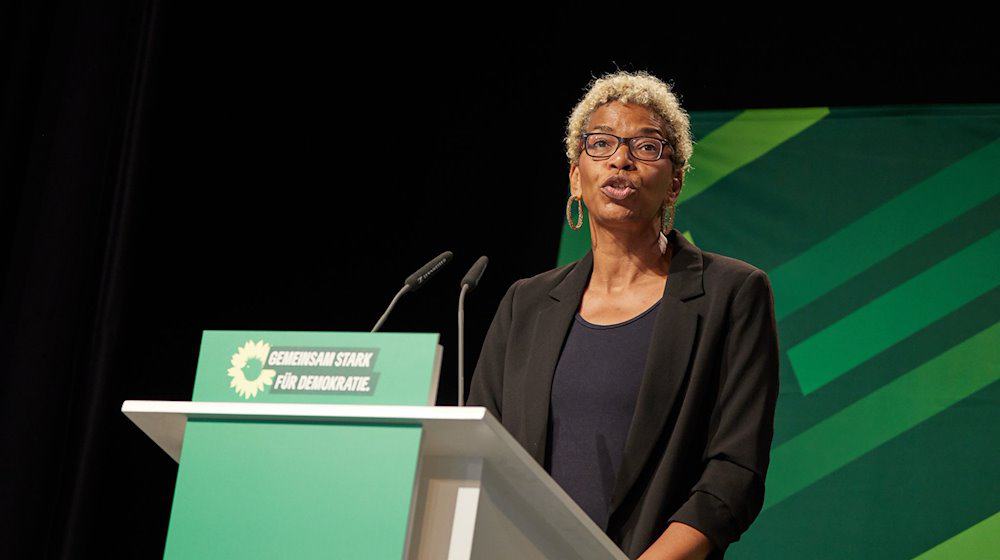 Thema der Konferenz ist insbesondere ein konsequenteres Vorgehen gegen rechtsextremes Gedankengut. / Foto: Joerg Carstensen/dpa