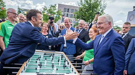 Emmanuel Macron, Präsident von Frankreich, besucht zusammen mit Bundespräsident Frank-Walter Steinmeier. / Foto: Michael Kappeler/dpa