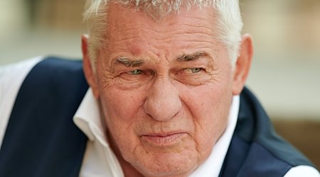 Schauspieler Heinz Hoenig bei einem Fototermin. / Foto: Henning Kaiser/dpa/Archivbild