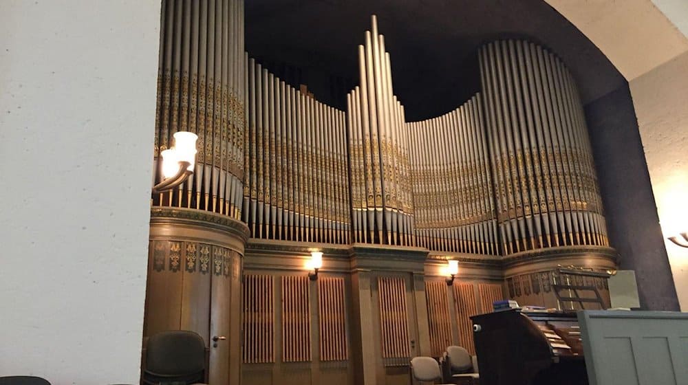 Die Sauer-Orgel in der Glaubenskirche im Berliner Stadtteil Tempelhof. / Foto: Deutsche Stiftung Denkmalschutz/Schabe/dpa