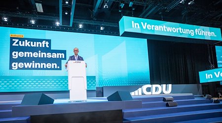 Friedrich Merz, CDU Bundesvorsitzender, spricht beim CDU-Bundesparteitag. / Foto: Michael Kappeler/dpa