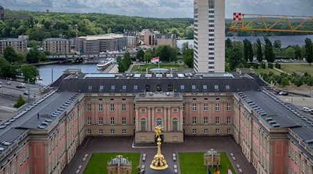 Das Potsdamer Stadtschloss mit Sitz des Landtags. / Foto: Monika Skolimowska/dpa/Archivbild