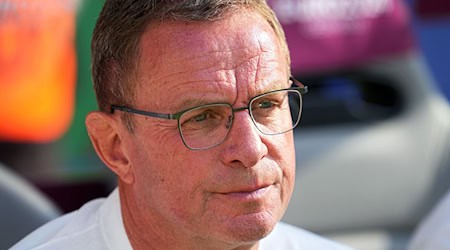 Ralf Rangnick vor Spielbeginn. / Foto: Michael Kappeler/dpa