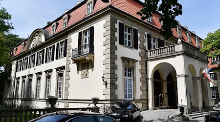 Das private Luxushotel Patrick Hellmann Schlosshotel im Grunewald, fotografiert am 21.06.2017 in Berlin. / Foto: Jens Kalaene/dpa