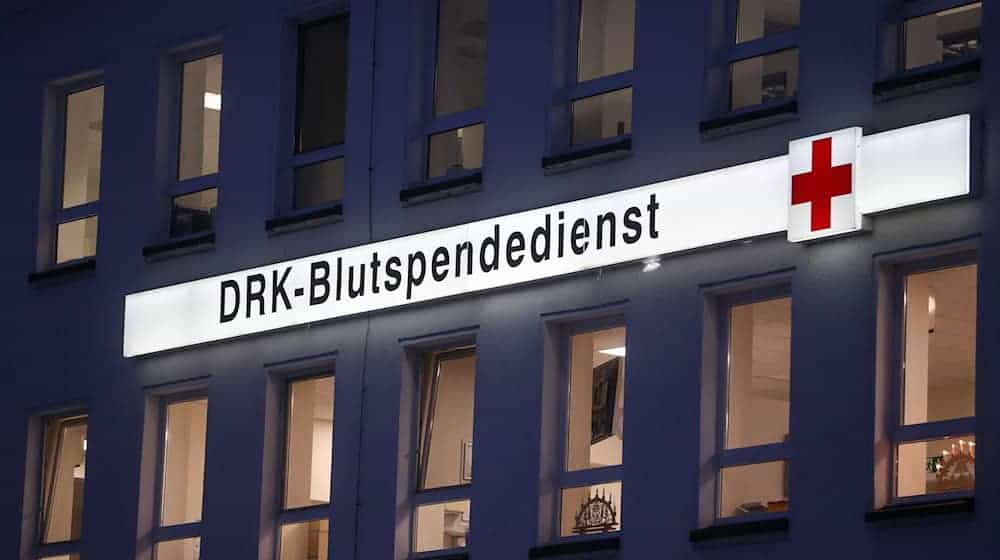 Der Blutspendedienst des Deutschen Roten Kreuzes. / Foto: Jan Woitas/dpa-Zentralbild/dpa/Symbolbild