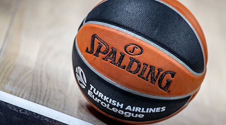 Alba Berlin hat einen attraktiven Auftaktgegner in der Euroleague. / Foto: Andreas Gora/dpa