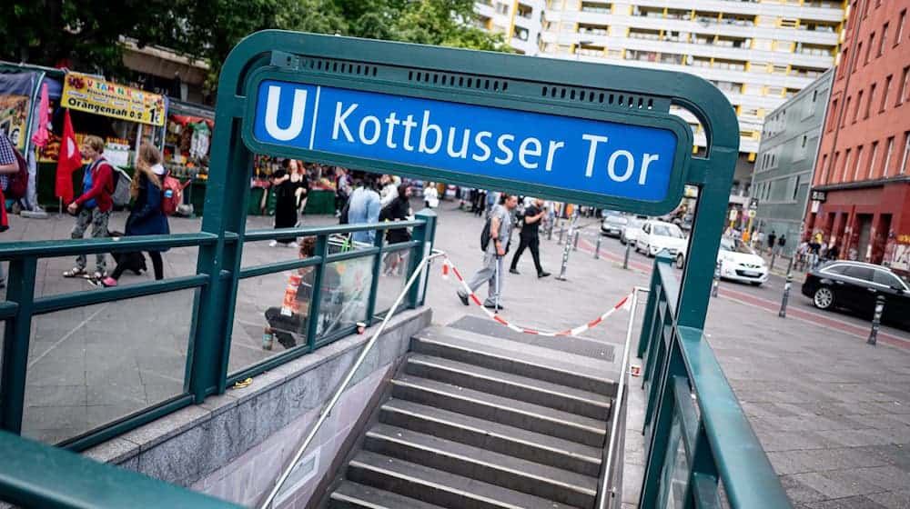 Der Bezirk Friedrichshain-Kreuzberg fordert mehr Geld für den Kiez ums Kottbusser Tor. (Archivbild) / Foto: Fabian Sommer/dpa