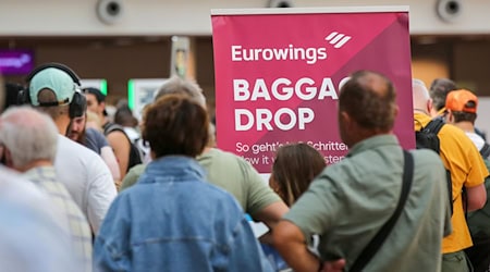 Passagiere von Eurowings können auf einen baldigen Normalbetrieb hoffen. / Foto: Bodo Marks/dpa