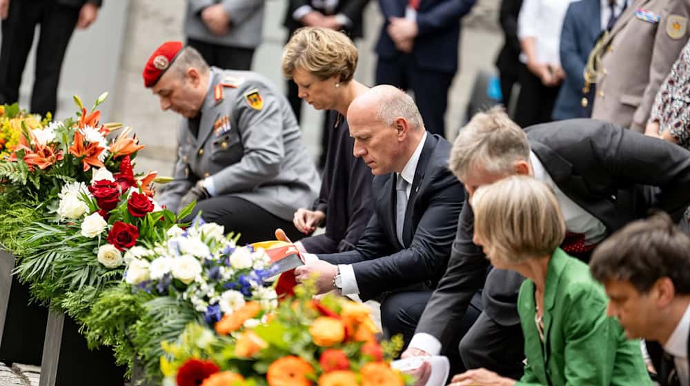 Der Regierende Bürgermeister Kai Wegner (CDU) erinnert an den Mut der Widerständler vom 20. Juli 1944. (Archivbild) / Foto: Fabian Sommer/dpa