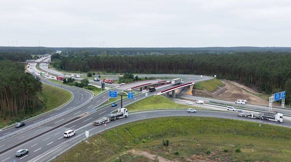 Berlin und Brandenburg haben viele gemeinsame Interessen - bei Planung setzen beide Länder auf mehr Tempo. (Archivbild) / Foto: Sebastian Christoph Gollnow/dpa