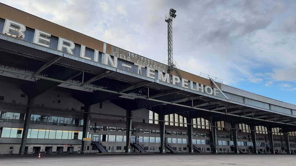 In den Tempelhofer Hangars ist noch viel Platz für Ideen. (Archivbild)    / Foto: Sabrina Hentschel/dpa