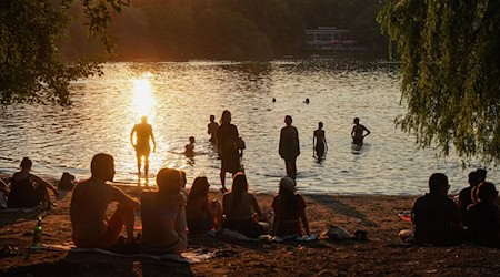 In Berliner Seen sind weniger Menschen gestorben als im Vorjahreszeitraum (Archivfoto).  / Foto: Jörg Carstensen/dpa