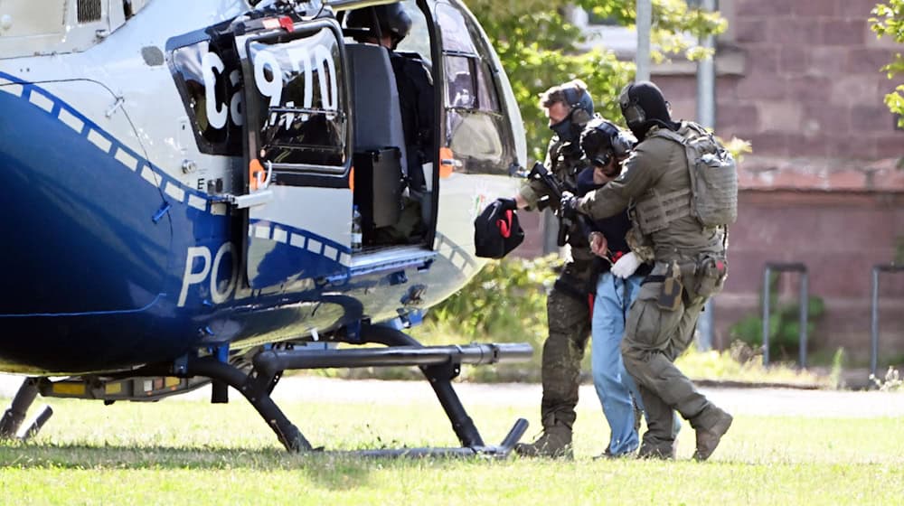  Der Extremismusforscher Mansour fordert bessere Kontrollen bei der Einwanderung. / Foto: Uli Deck/dpa