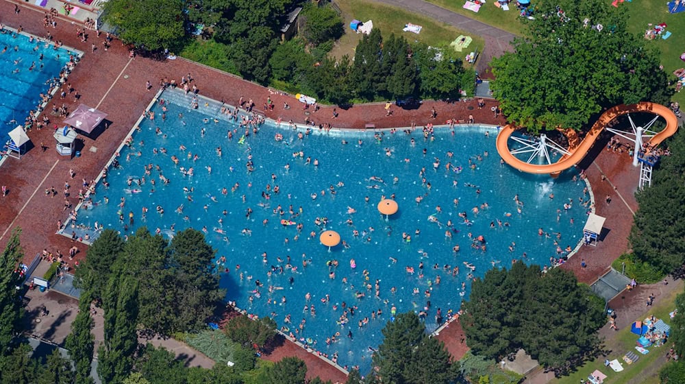 Das Sommerbad am Insulaner in Berlin-Steglitz.  / Foto: Gregor Fischer/dpa