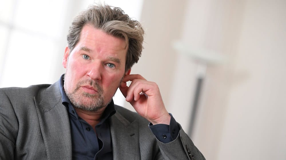 CDU-Fraktionschef Dirk Stettner erhebt schwere Vorwürfe in Richtung Bundesregierung und fordert Konsequenzen in der Migrationspolitik. (Archivbild) / Foto: Jens Kalaene/dpa