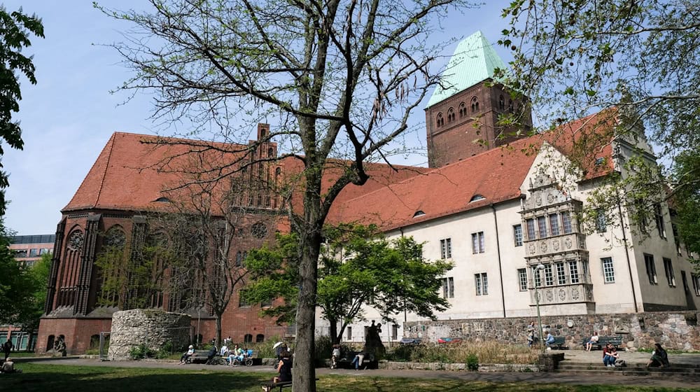 Zum Stadtmuseum Berlin gehören mehrere Standorte, darunter das Märkische Museum in Mitte oder die Berlin-Ausstellung im Humboldt Forum. (Archivbild) / Foto: Jens Kalaene/dpa-Zentralbild/ZB