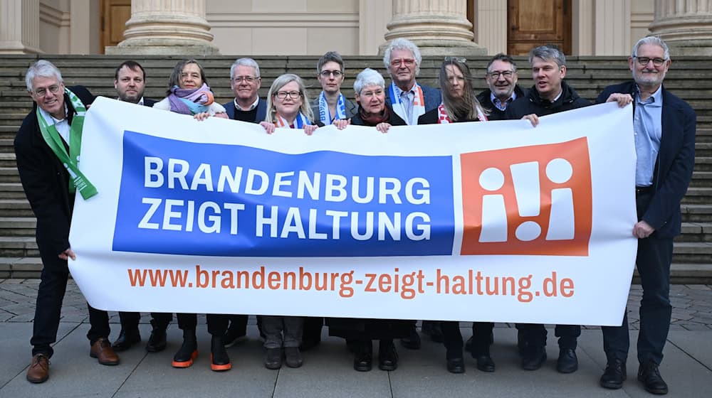 Das Bündnis «Brandenburg zeigt Haltung» will sich zur Landtagswahl am 22. September erneut gegen einen Rechtsruck einsetzen. (Archivbild)  / Foto: Britta Pedersen/dpa
