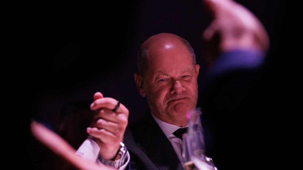 Bundeskanzler Olaf Scholz nimmt an der Eröffnungsgala der IFA teil. / Foto: Carsten Koall/dpa