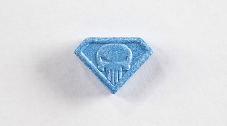 «Blue Punisher»-Ecstasy ist an der deutsch-polnischen Grenze aufgetaucht. (Archivfoto) / Foto: Ennio Leanza/Keystone/dpa
