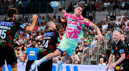 Am 2. Advent kommt es zum Top-Duell in der Handball-Bundesliga. / Foto: Marco Wolf/dpa