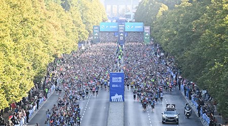 Berlin steht im Zeichen des 50. Marathons.  / Foto: Sebastian Christoph Gollnow/dpa