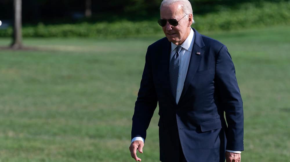 Kurz vor dem Ende seiner Amtszeit plant US-Präsident Biden einem Medienbericht zufolge nun doch noch einen bilateralen Besuch in Deutschland. / Foto: Jose Luis Magana/AP/dpa