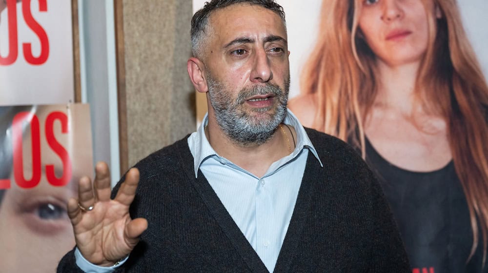 Kida Khodr Ramadan bei der Premiere seines Films «Haltlos». / Foto: Christophe Gateau/dpa