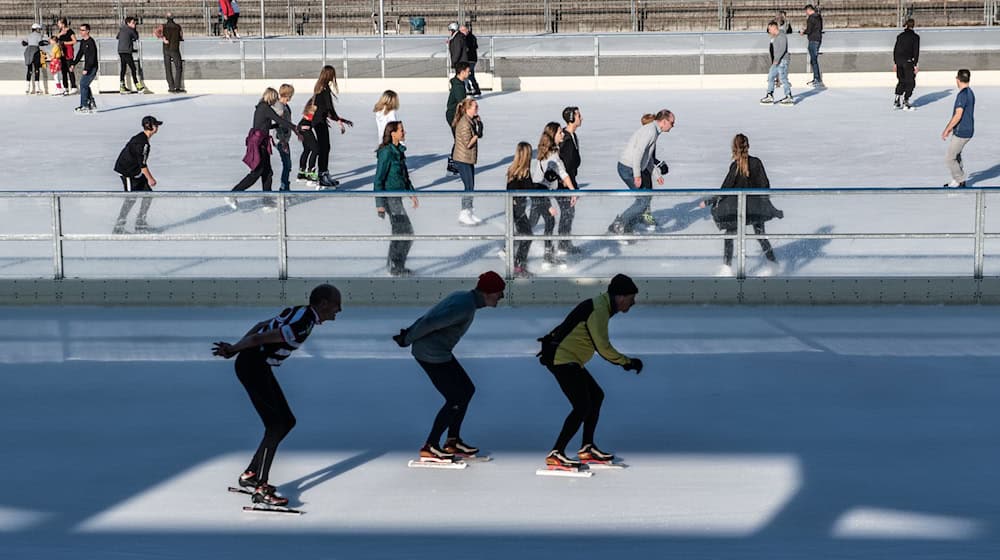 Die meisten Eisstadien in Berlin öffnen im kommenden Winter. Archivbild / Foto: Paul Zinken/dpa