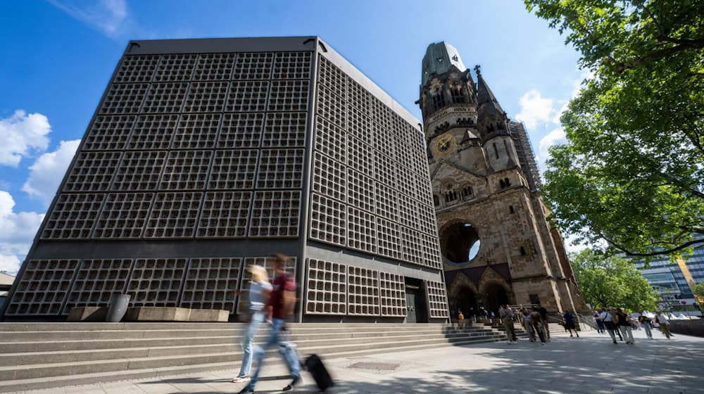 Das Gedenken findet in der Gedächtniskirche statt (Archivbild)   / Foto: Monika Skolimowska/dpa