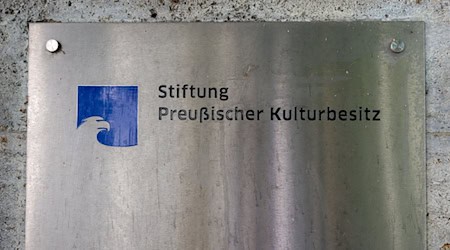 Der jüdische Kunsthändler Franz Zatzenstein-Matthiesen floh vor den Nazis in die Schweiz. Die Stiftung Preußischer Kulturbesitz hat nun Gemälde an die Nachfahren zurückgegeben. (Symbolbild) / Foto: Monika Skolimowska/dpa