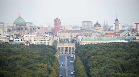 In der Berliner Innenstadt sind Behinderungen wegen einer Demo möglich. (Archivbild) / Foto: Sebastian Gollnow/dpa